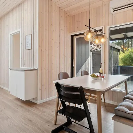 Holiday home Ahti - 340m From The Sea By Interhome